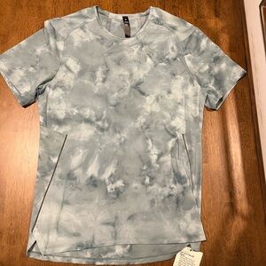 Lululemon Light Blue Tie Dye Men's Size S T Shirt -- New With Tags!